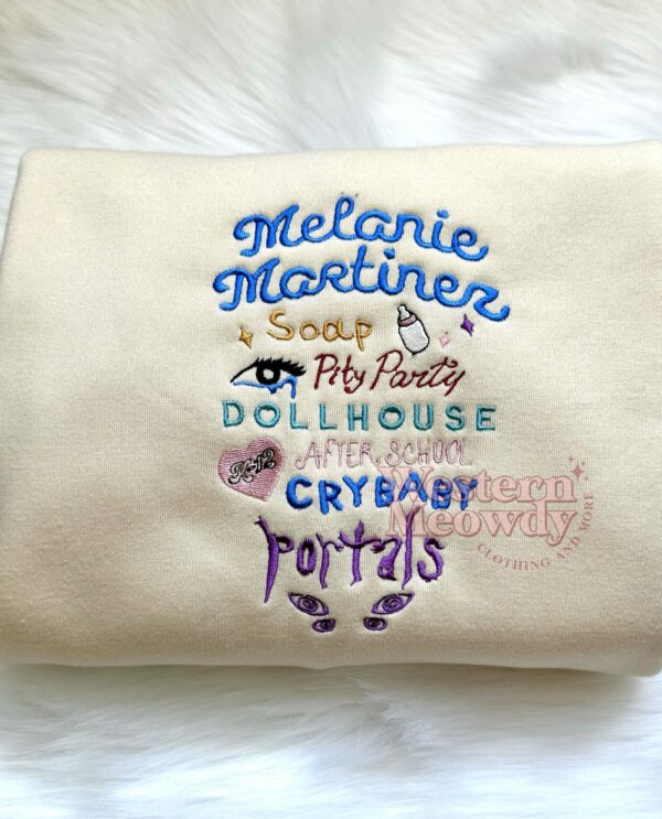 Mel Albums Ver.1 – Embroidered Mel Albums Ver.1 – Embroidered