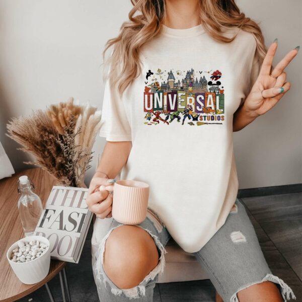 Disney Universal Studios  Halloween Shirt