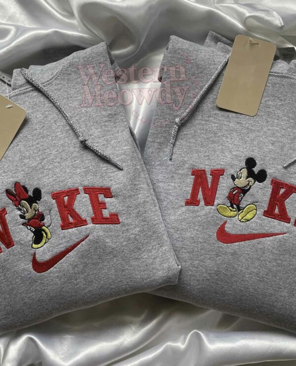 Mickey and Minnie Couple V4 Sweatshirt