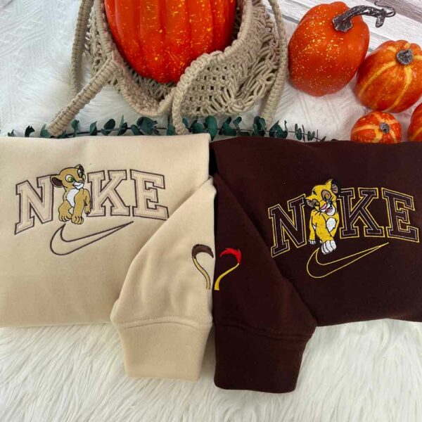 Lion King – Nala and Simba Couple Sweatshirt Lion King – Nala and Simba Couple Sweatshirt