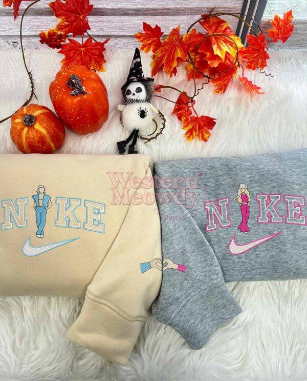 Barbie And Ken Embroidered Sweatshirt