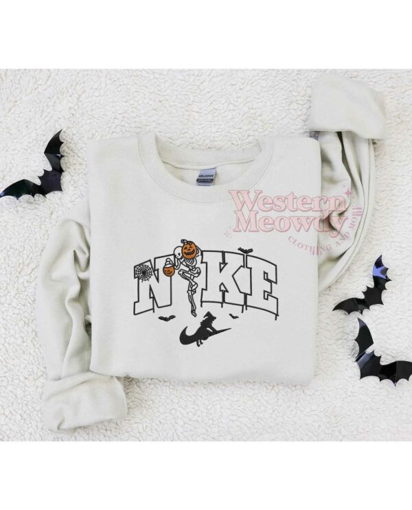 Halloween Skeleton Embroidered Sweatshirt