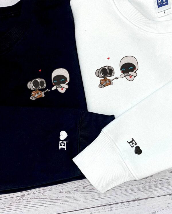Wall-E Eve Couple Ver 2 Sweatshirt