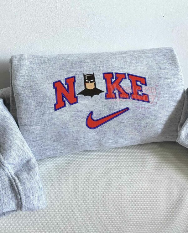 BatMan Embroidered Sweatshirt