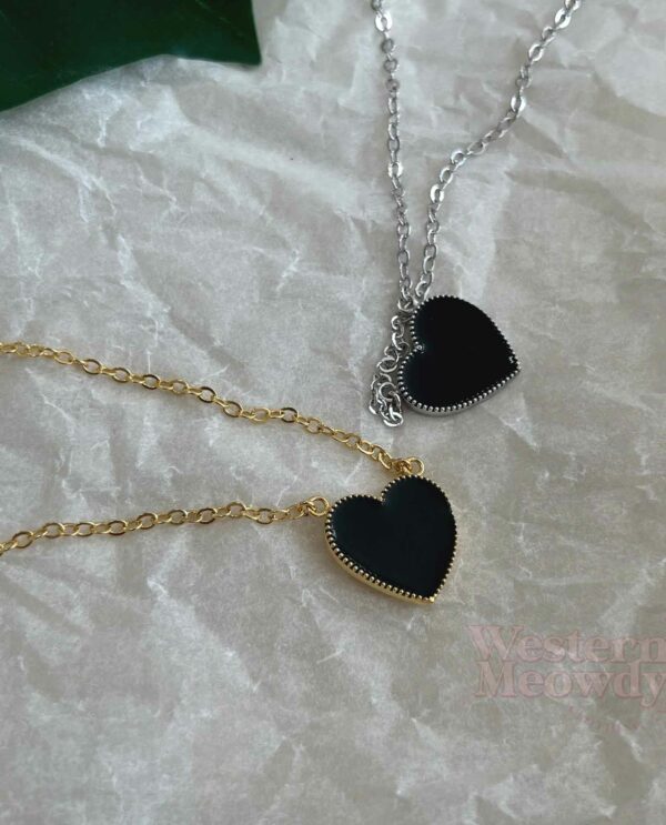 Va.nCleef Sweet Alhambra Heart Necklace