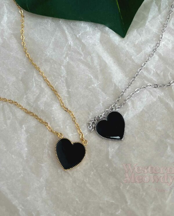 Va.nCleef Sweet Alhambra Heart Necklace