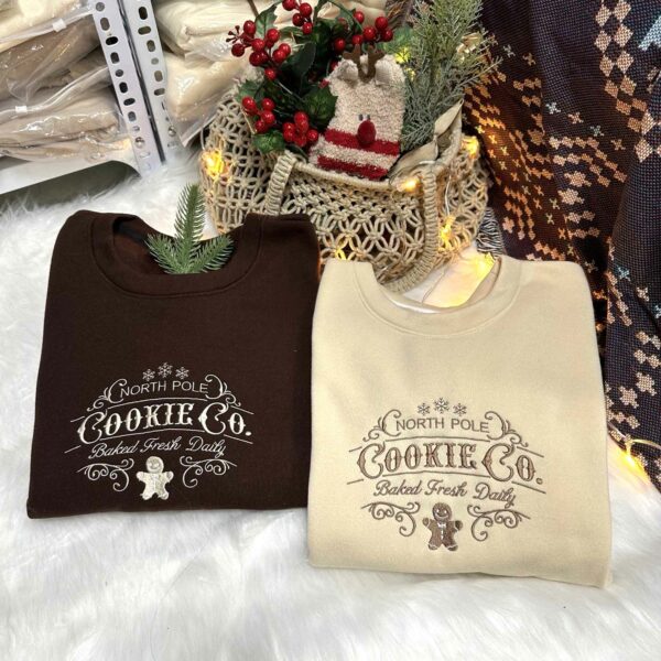 Vintage North Pole Cookie Co Embroidered Crewneck