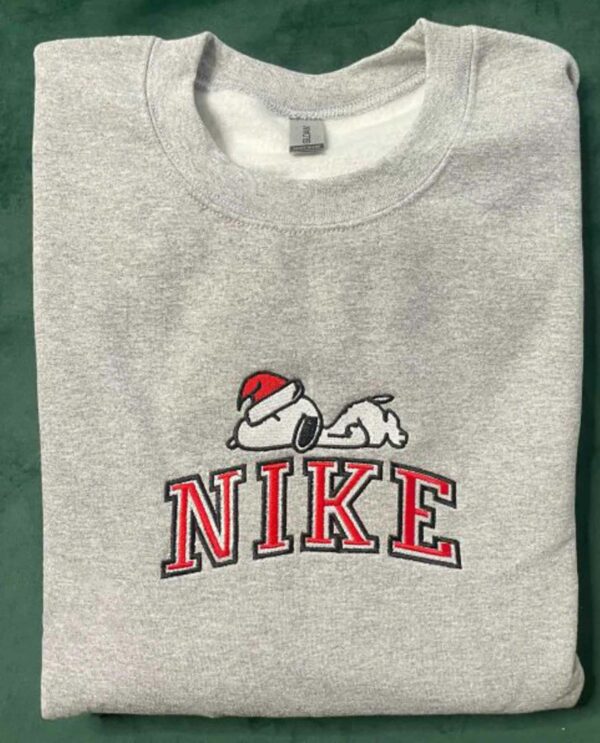 Snoopy Sleep Christmas Embroidered Sweatshirt