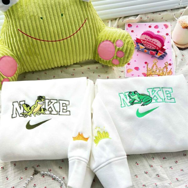 Tiana Princess And The Frog Prince Cute Couple Sweatshirt Ver2