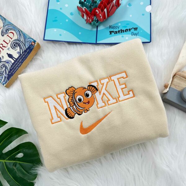 Nemo And Doris Ver3 Couple Sweatshirt