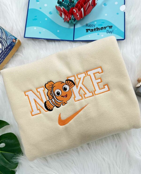 Nemo And Doris Ver3 Couple Sweatshirt