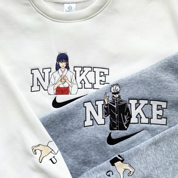 Jujutsu Kaisen – Gojo & Utahime Embroidered Sweatshirt