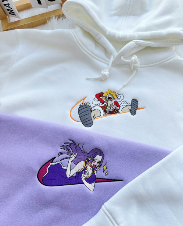 Onepice – Luffy & Boa Hancock Embroidered Sweatshirt