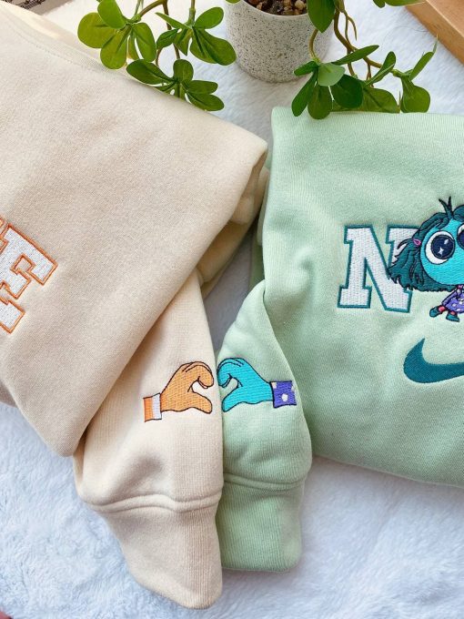 INSIDE OUT – Embroidered Sweatshirt