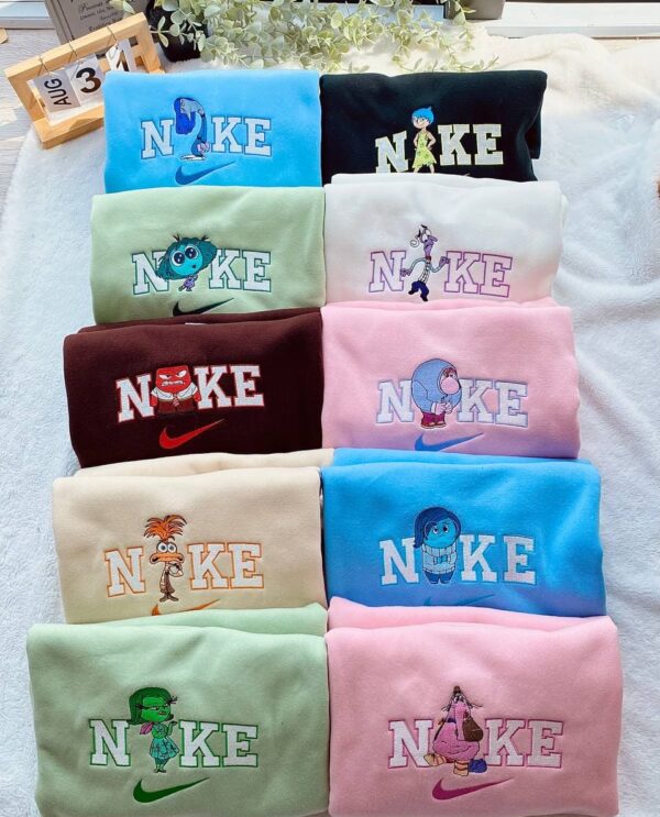 INSIDE OUT – Embroidered Sweatshirt